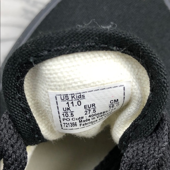 Vans shoes kids size 11 - Picture 3 of 7